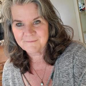 Meet your Posher, Deb